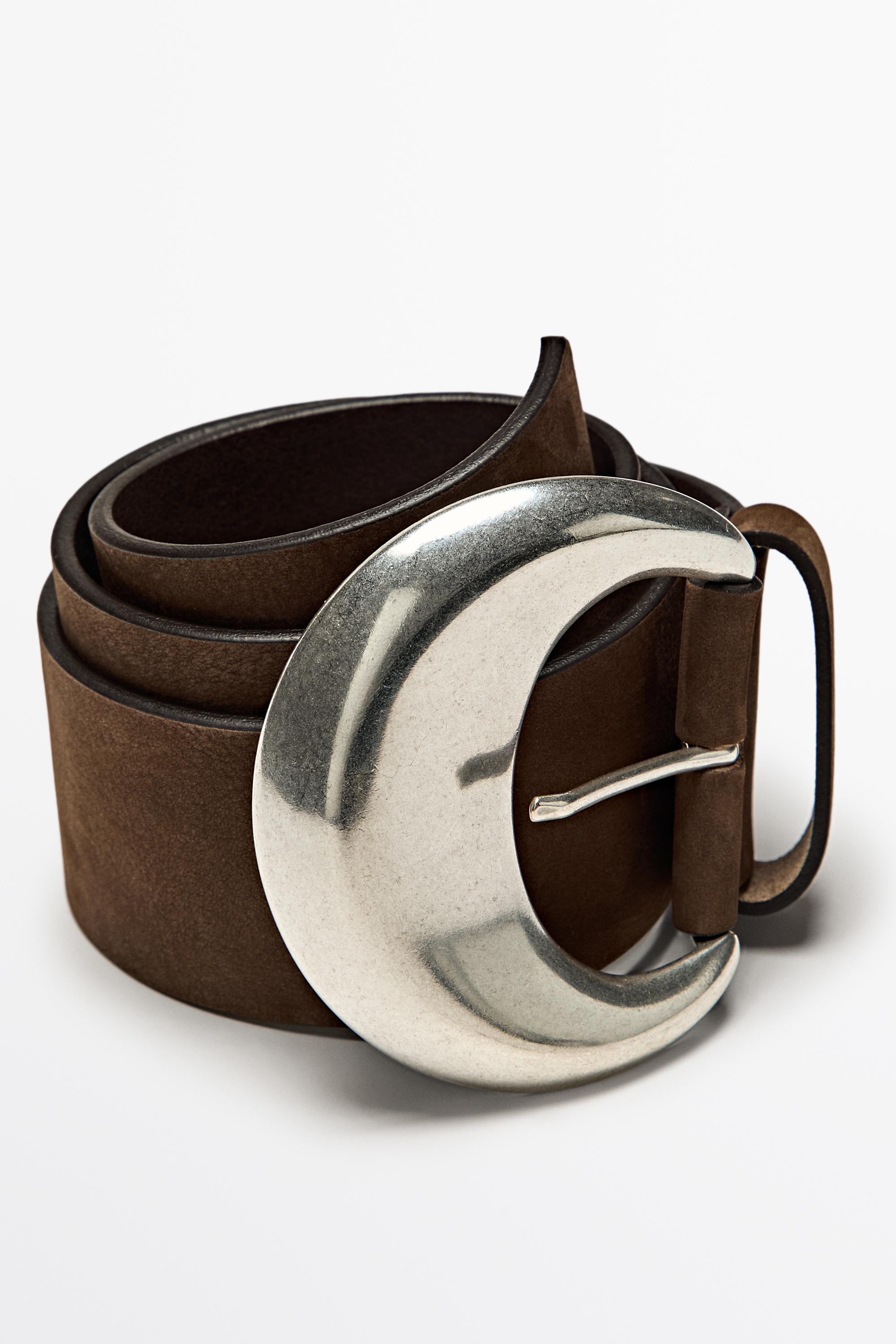 Nubuck leather belt with buckle detail
